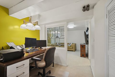 Tiny photo for 5228 N Virginia Avenue, Chicago, IL 60625 (MLS # 12509842)