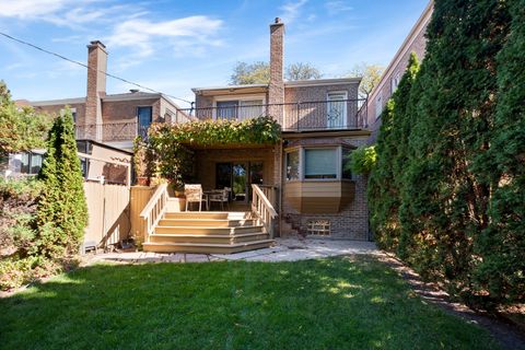 Tiny photo for 5228 N Virginia Avenue, Chicago, IL 60625 (MLS # 12509842)