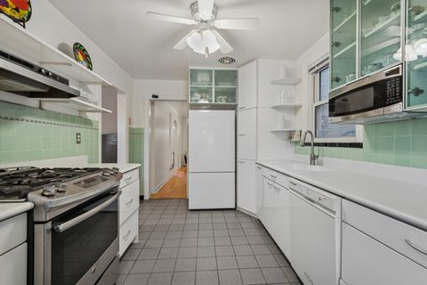 Tiny photo for 5228 N Virginia Avenue, Chicago, IL 60625 (MLS # 12509842)