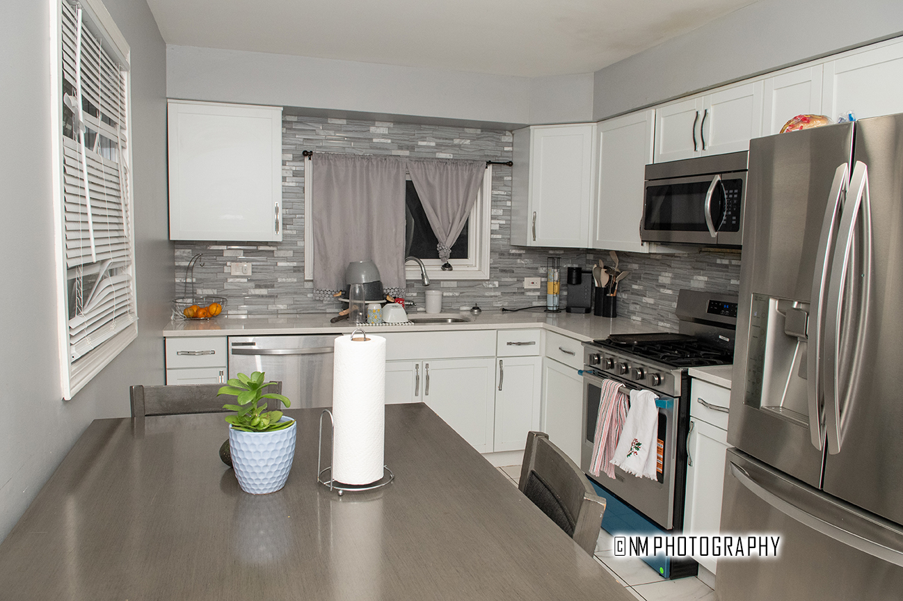 16229 Marshfield Avenue