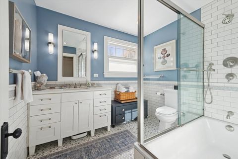 Tiny photo for 1570 Ashland Avenue, Evanston, IL 60201 (MLS # 12515051)