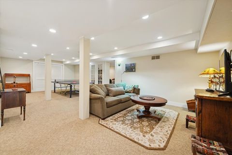 Tiny photo for 1570 Ashland Avenue, Evanston, IL 60201 (MLS # 12515051)