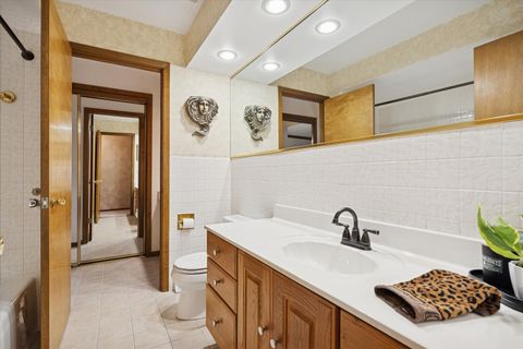 Tiny photo for 9S215 Florence Avenue, Downers Grove, IL 60516 (MLS # 12525052)