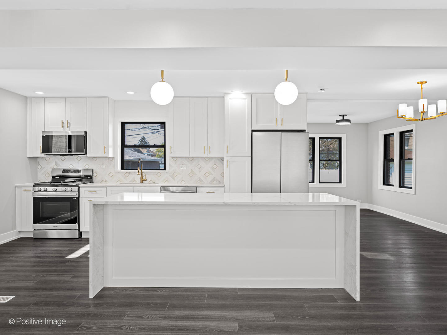 1910 W 83rd Street