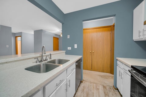 Tiny photo for 1315 Cunat Court #1D, Lake In The Hills, IL 60156 (MLS # 12786331)