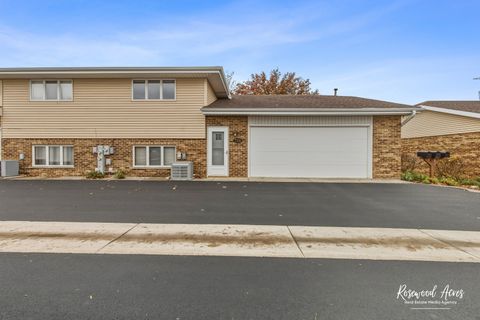 Tiny photo for 7320 W 155th Street, Orland Park, IL 60462 (MLS # 12522836)