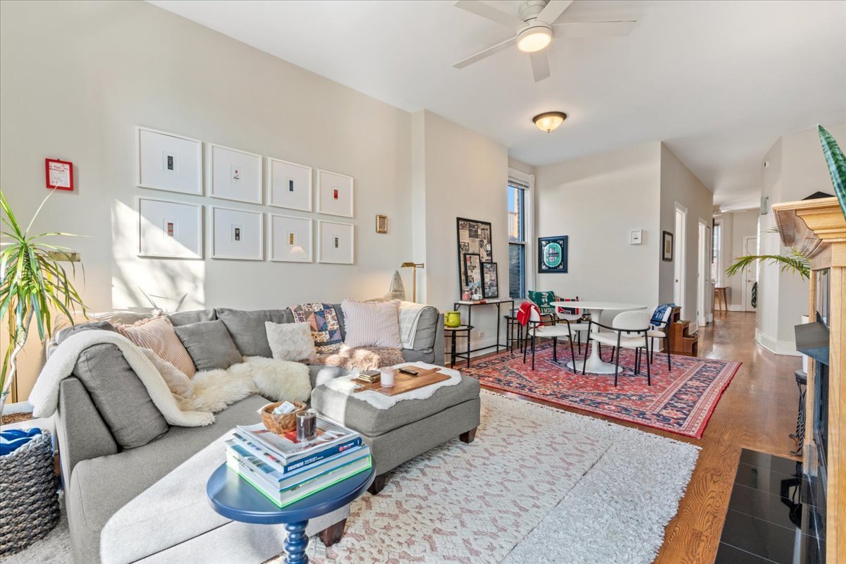 1633 N NORTH PARK Avenue 3