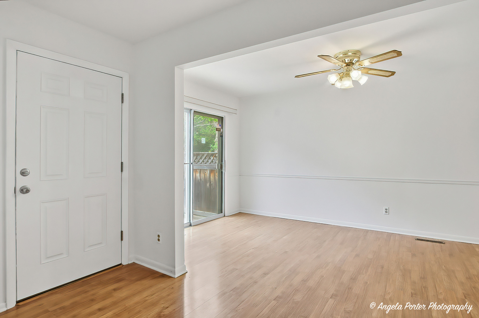 915 Royal Drive 4