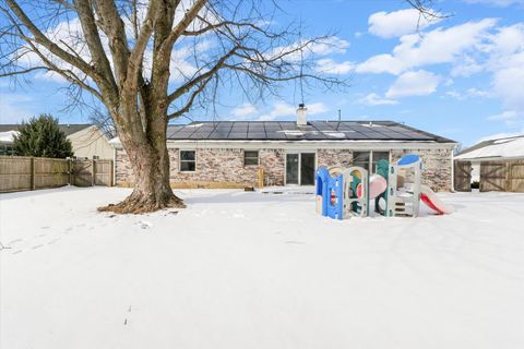 Tiny photo for 610 Sherwood Drive, St. Joseph, IL 61873 (MLS # 12517074)