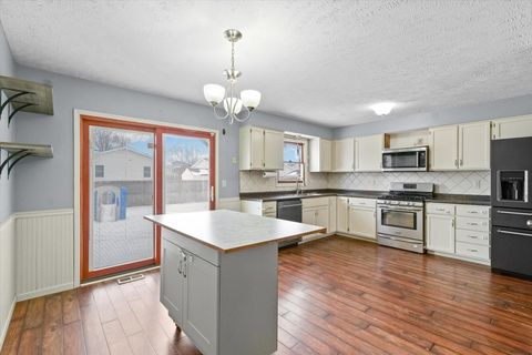 Tiny photo for 610 Sherwood Drive, St. Joseph, IL 61873 (MLS # 12517074)