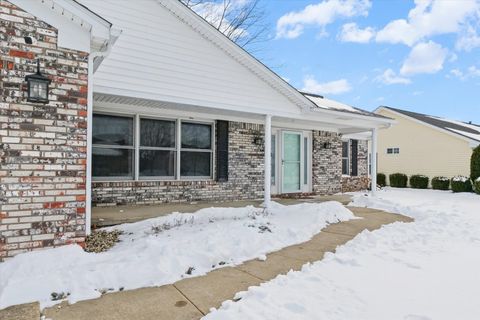 Tiny photo for 610 Sherwood Drive, St. Joseph, IL 61873 (MLS # 12517074)