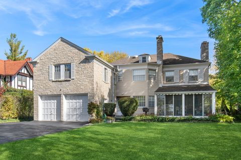 Tiny photo for 424 Sheridan Road, Kenilworth, IL 60043 (MLS # 12416486)