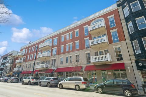 2762 N Lincoln Avenue 205 Chicago IL 60614