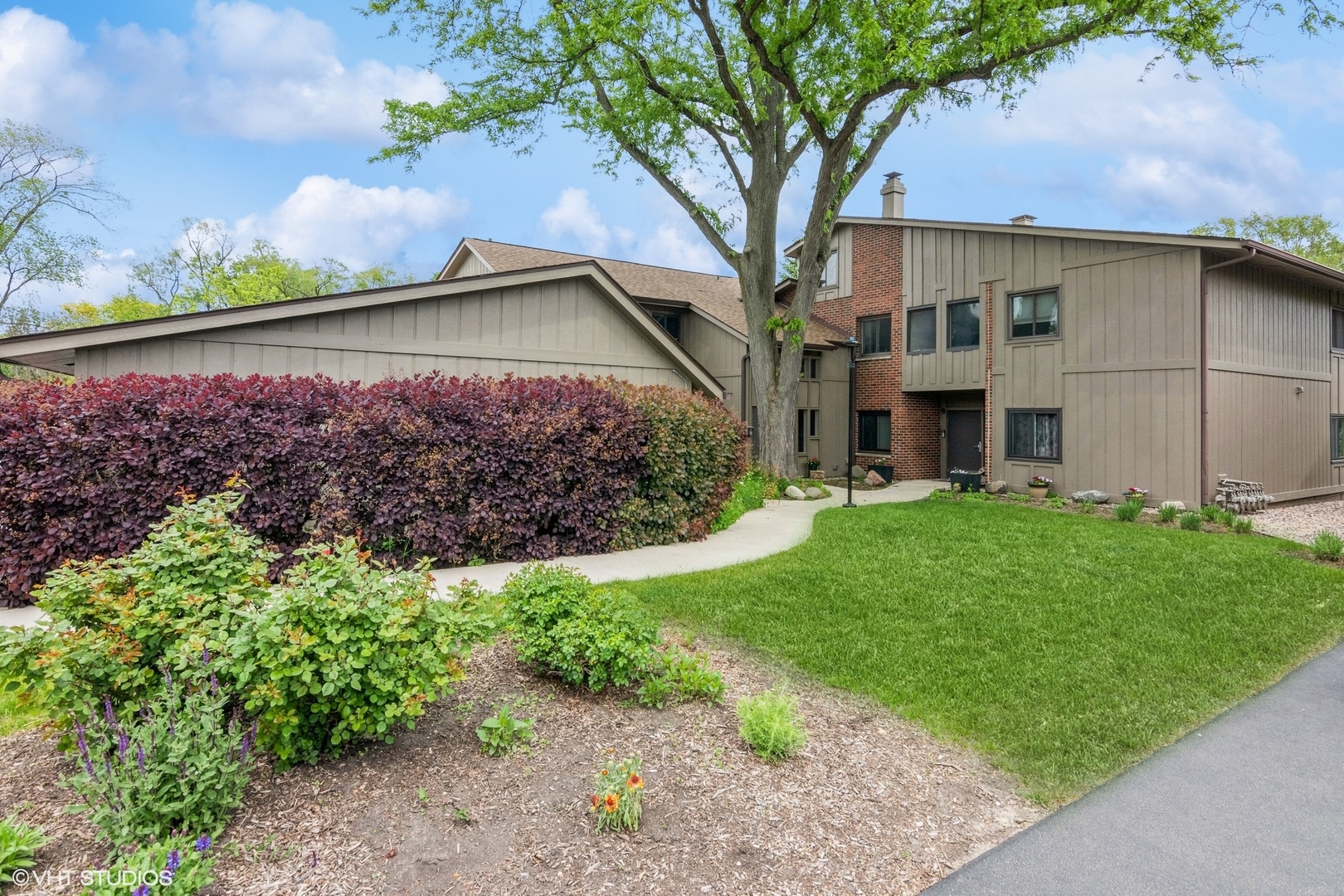 2S601 Enrico Fermi Court 17-G
