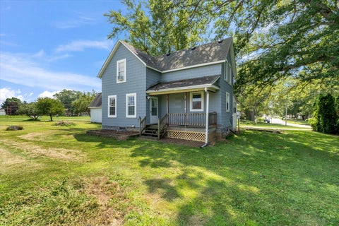 Photo of 513 12th Street, Silvis, IL 61282 (MLS # 12718578)