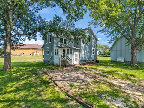 Tiny photo for 513 12th Street, Silvis, IL 61282 (MLS # 12718578)