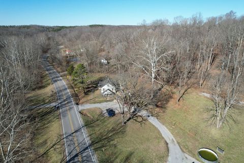 Tiny photo for 342 Bassett Road, Elizabethtown, IL 62931 (MLS # 100000561)