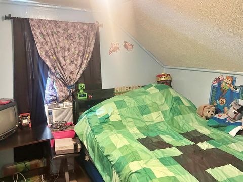 Tiny photo for 342 Bassett Road, Elizabethtown, IL 62931 (MLS # 100000561)