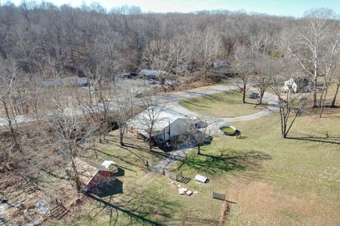 Tiny photo for 342 Bassett Road, Elizabethtown, IL 62931 (MLS # 100000561)