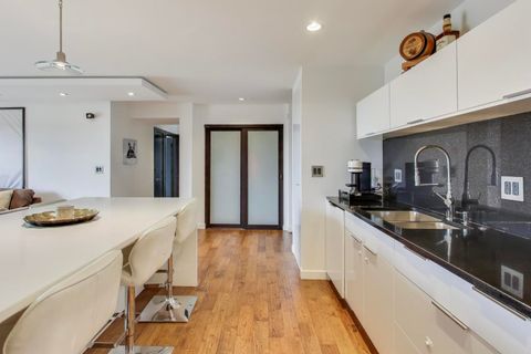 Tiny photo for 1717 W Crystal Lane #610, Mount Prospect, IL 60056 (MLS # 12499361)