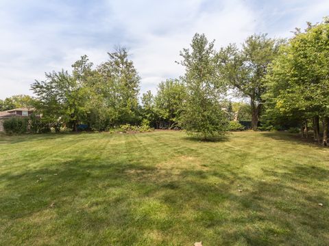 A home in Mount Prospect