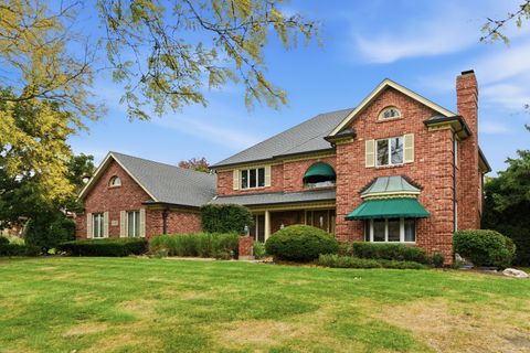 Photo of 8261 Lake Ridge Drive, Burr Ridge, IL 60527 (MLS # 12506845) Photo of 8261 Lake Ridge Drive, Burr Ridge, IL 60527 (MLS # 12506845)