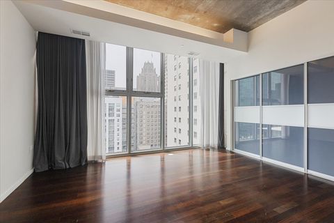 Tiny photo for 550 N Saint Clair Street #2302, Chicago, IL 60611 (MLS # 12469787)