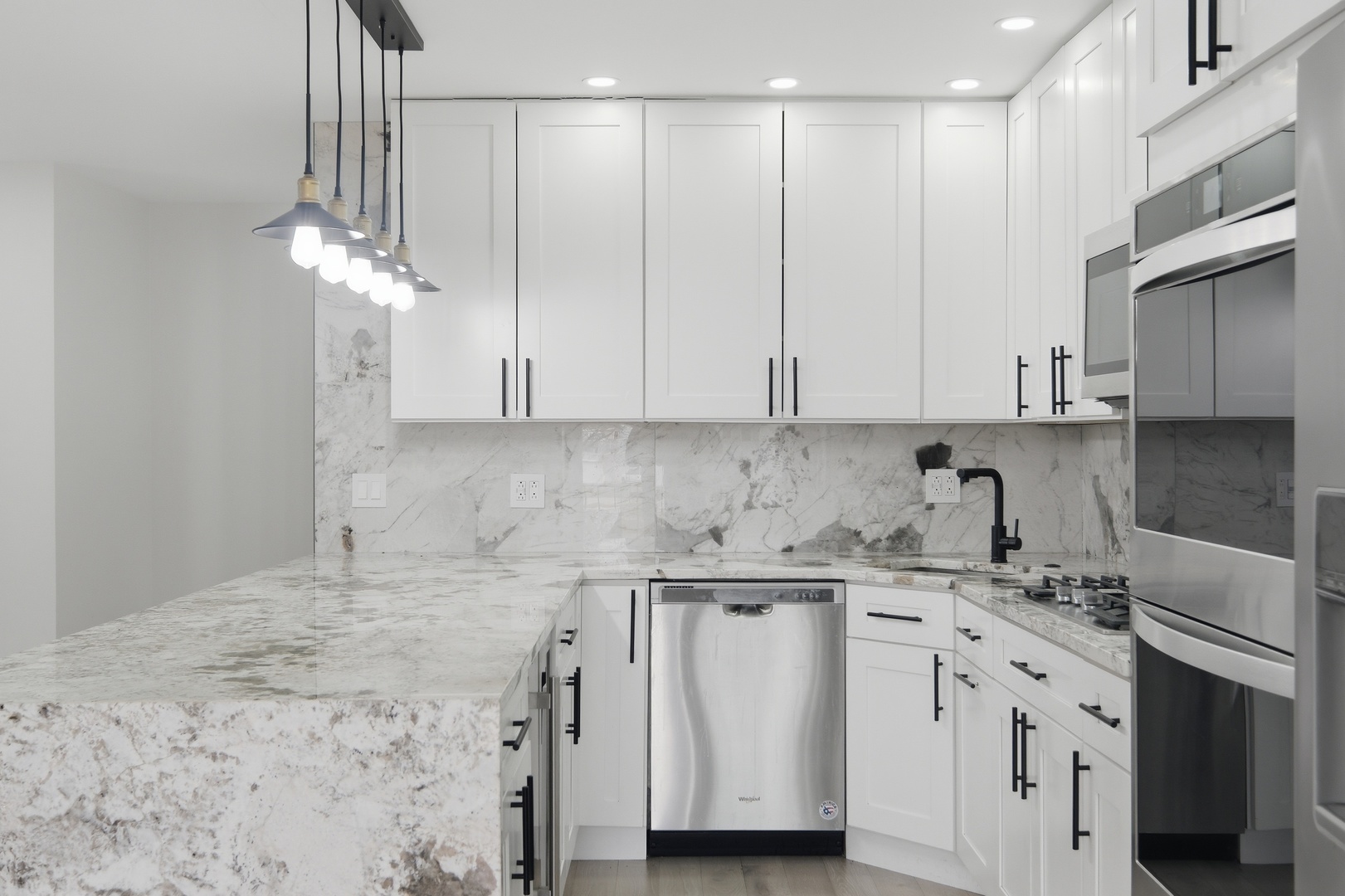 2198 N Oakbrook Circle 2198