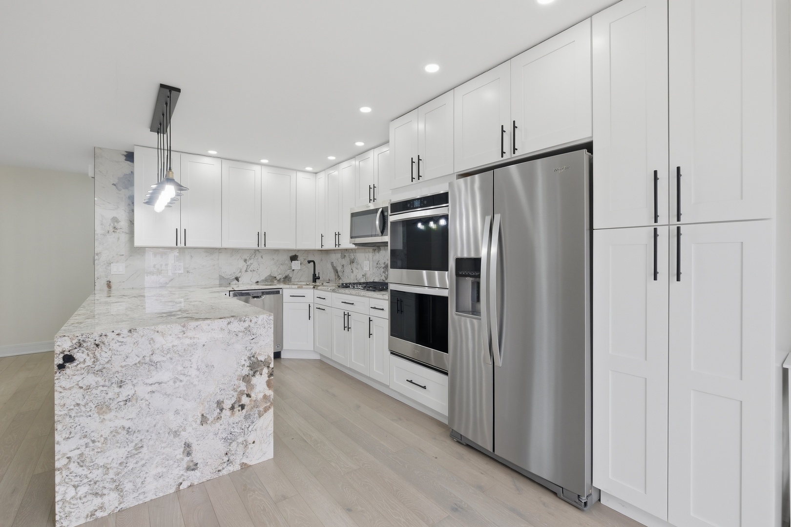 2198 N Oakbrook Circle 2198