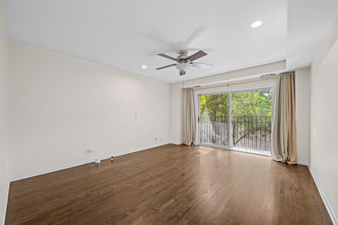 Tiny photo for 2520 W Bloomingdale Avenue #B, Chicago, IL 60647 (MLS # 12468419)