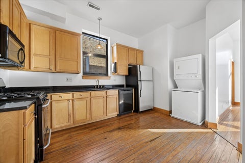 Tiny photo for 25 S La Grange Road #D, La Grange, IL 60525 (MLS # 12785495)