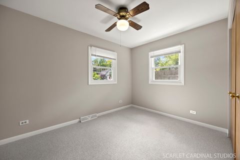 Tiny photo for 118 S Highland Avenue, Lombard, IL 60148 (MLS # 12473516)