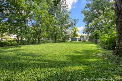 Tiny photo for 118 S Highland Avenue, Lombard, IL 60148 (MLS # 12473516)
