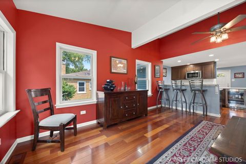 Tiny photo for 118 S Highland Avenue, Lombard, IL 60148 (MLS # 12473516)