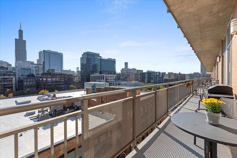 Tiny photo for 111 S MORGAN Street #823, Chicago, IL 60607 (MLS # 12493369)