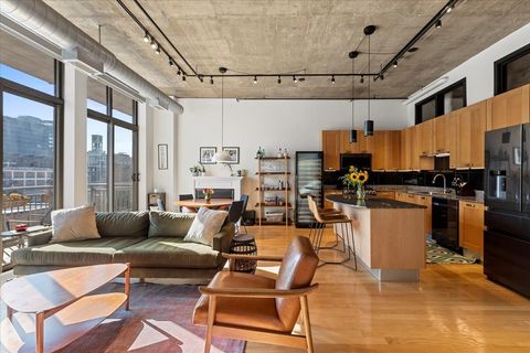 Tiny photo for 111 S MORGAN Street #823, Chicago, IL 60607 (MLS # 12493369)