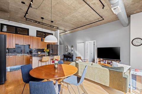 Tiny photo for 111 S MORGAN Street #823, Chicago, IL 60607 (MLS # 12493369)