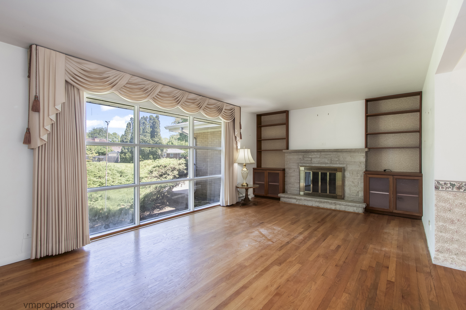109 W Berkshire Lane