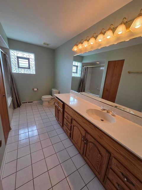 Tiny photo for 8900 W 93rd Street, Hickory Hills, IL 60457 (MLS # 12468847)