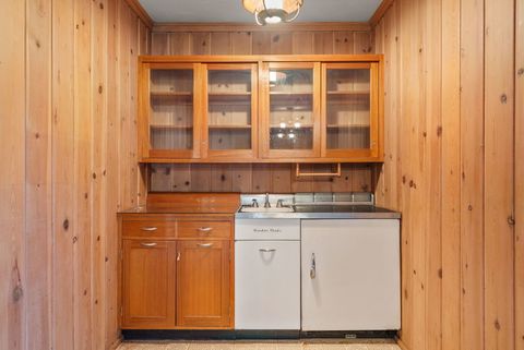 Tiny photo for 3108 26th Street, Moline, IL 61265 (MLS # 12575399)