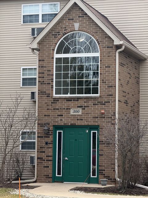 Photo of 300 Cunat Boulevard #2C, Richmond, IL 60071 (MLS # 12597023)