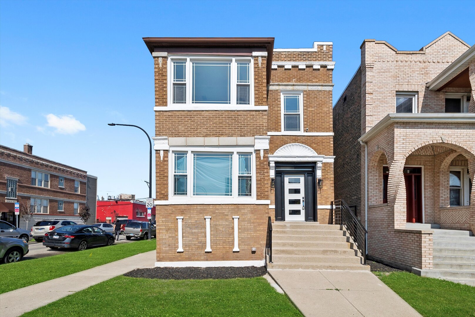 2101 S 48th Court