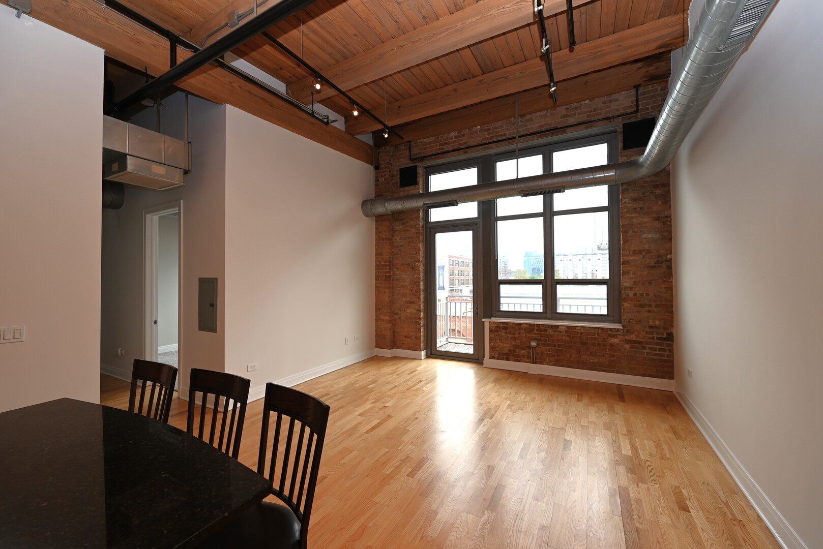 770 W GLADYS Avenue 606