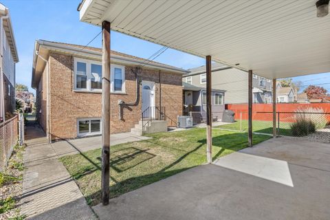 Tiny photo for 5427 S Newcastle Avenue, Chicago, IL 60638 (MLS # 12511989)