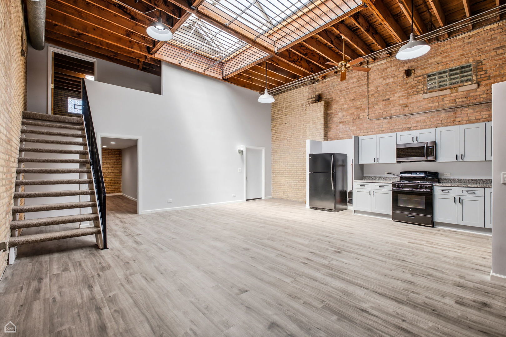 1742 N Mozart Street