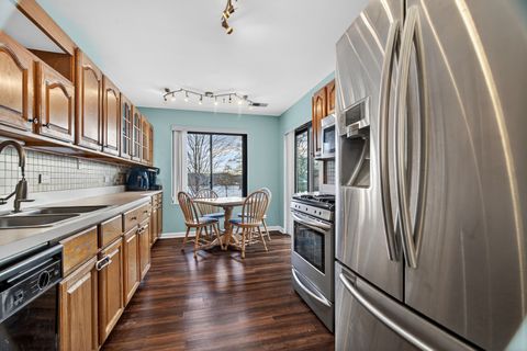 Tiny photo for 6755 180th Street #6, Tinley Park, IL 60477 (MLS # 12599289)