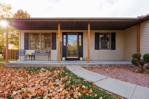 Tiny photo for 303 S Madison Street, Towanda, IL 61776 (MLS # 12519103)