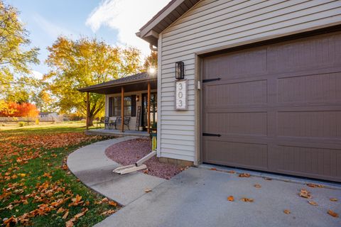 Tiny photo for 303 S Madison Street, Towanda, IL 61776 (MLS # 12519103)