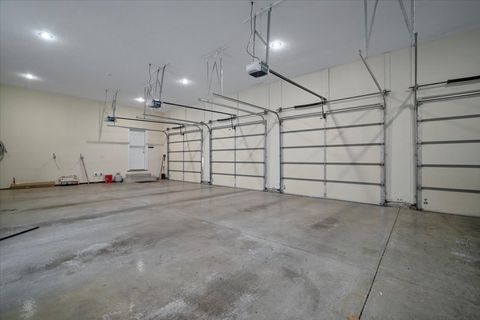 Tiny photo for 1 Worthington Court, Bloomington, IL 61704 (MLS # 12463380)