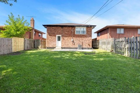 Tiny photo for 13921 S Manistee Avenue, Burnham, IL 60633 (MLS # 12509370)